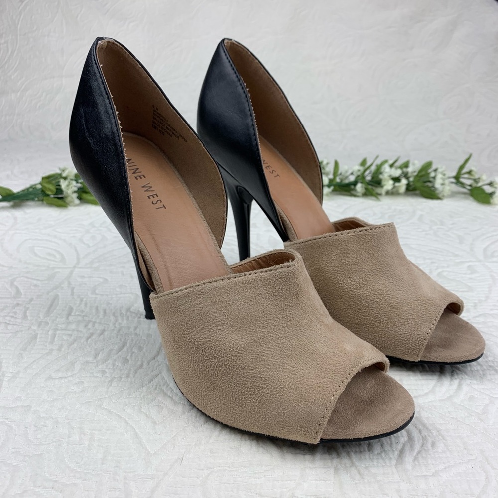 Nine West//Nude And Black Peep Toe Heels Size 8
